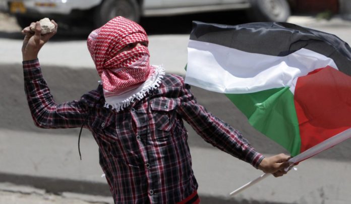 ХАМАС просит протестующих оставаться мирными