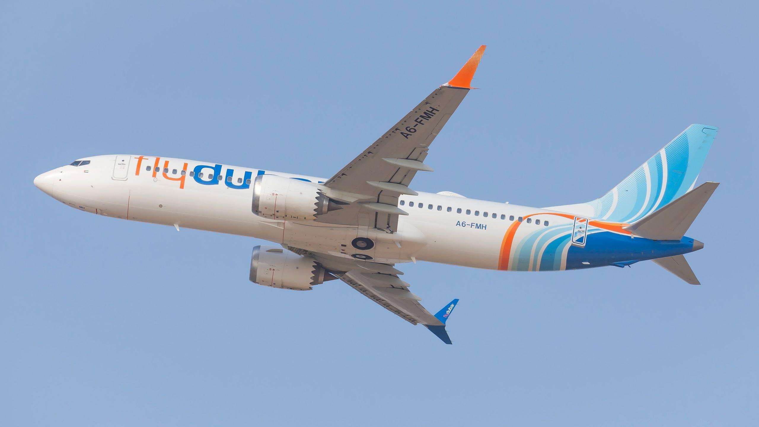 Архивное фото Boeing 737 MAX 8 Flydubai, борт A6-FMH, над Бен-Гурионом